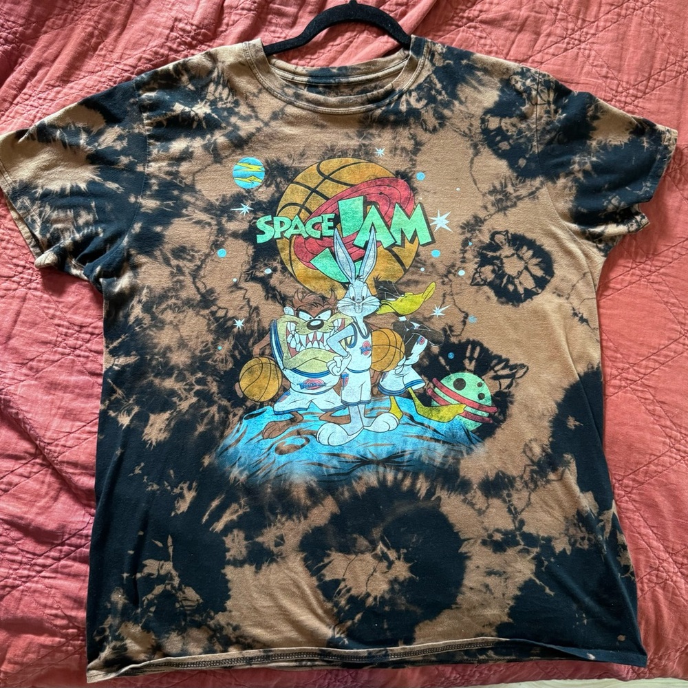 Custom bleach tie dye Spacejam tee